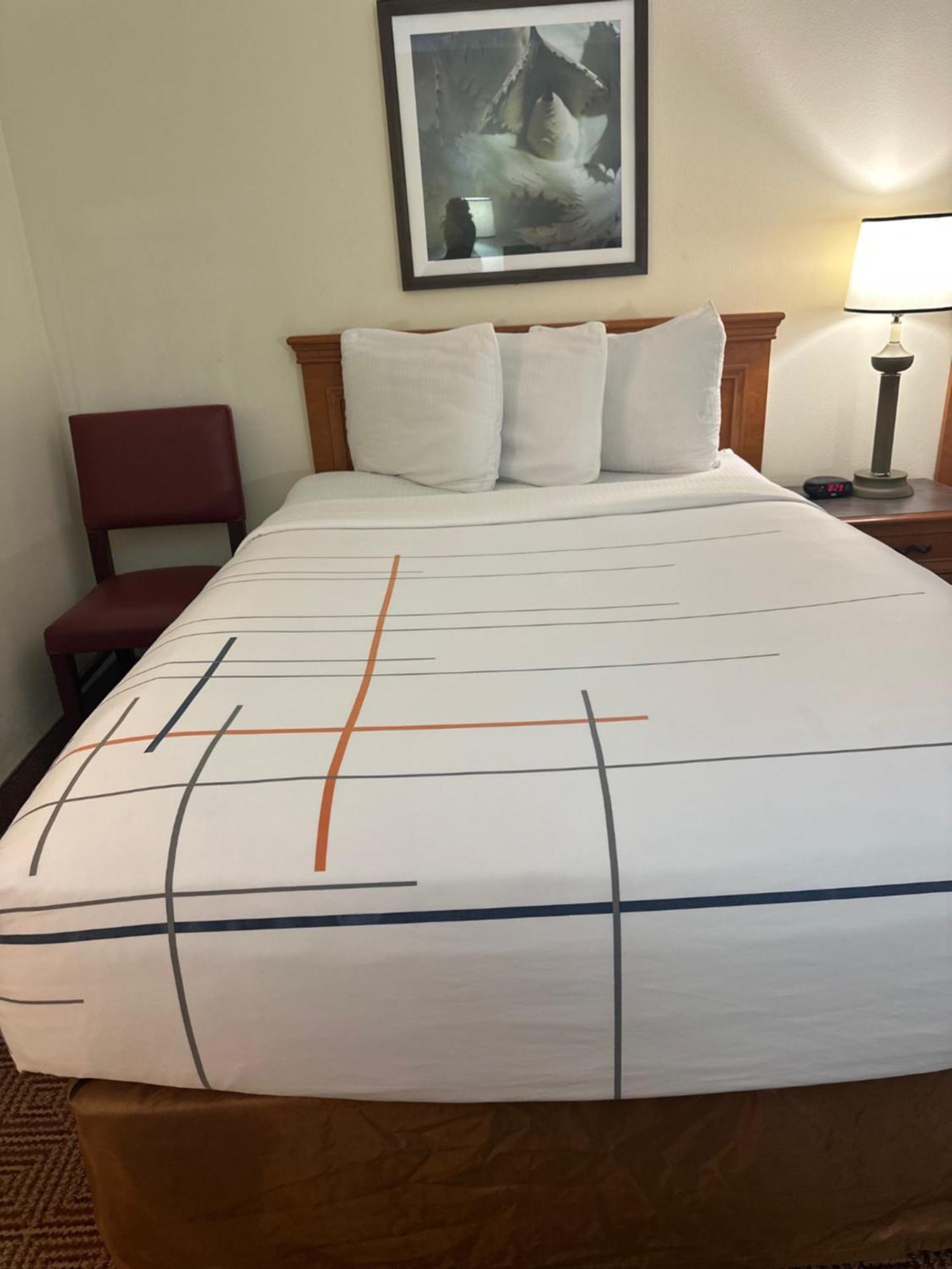 La Quinta Inn & Suites By Wyndham Sawgrass Sunrise Extérieur photo